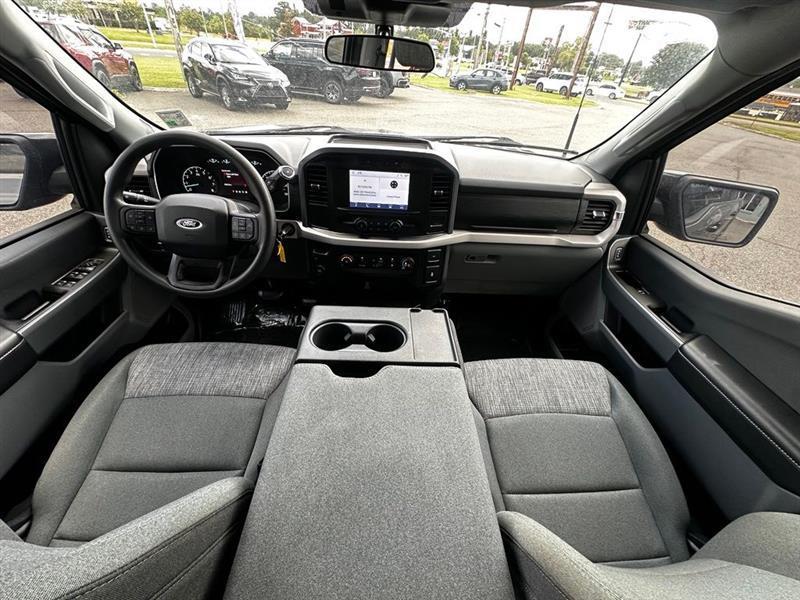 Ford F-150 XLT SuperCrew 5.5-ft. Bed 4WD 2023