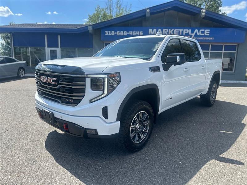 GMC Sierra 1500 AT4 Crew Cab 4WD 2025