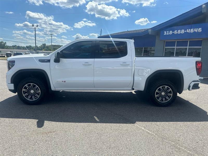 GMC Sierra 1500 AT4 Crew Cab 4WD 2025
