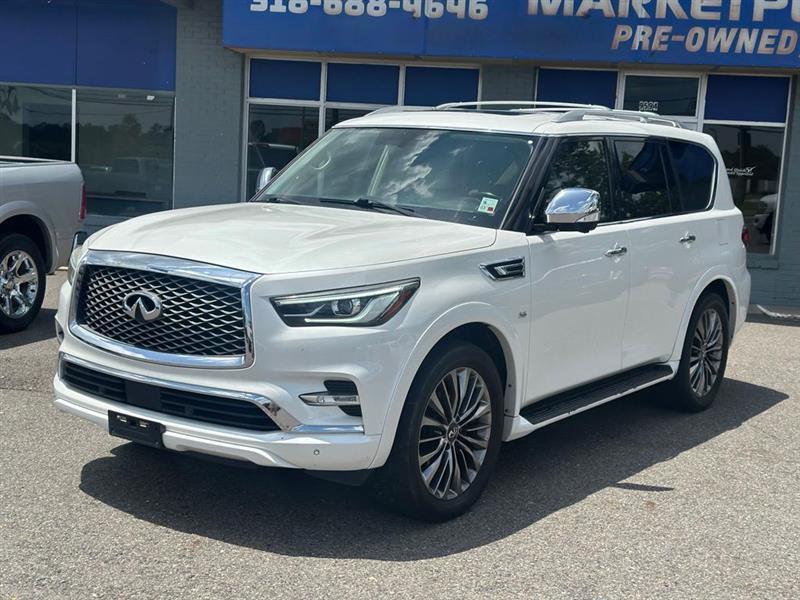Infiniti QX80 LUXE 2019