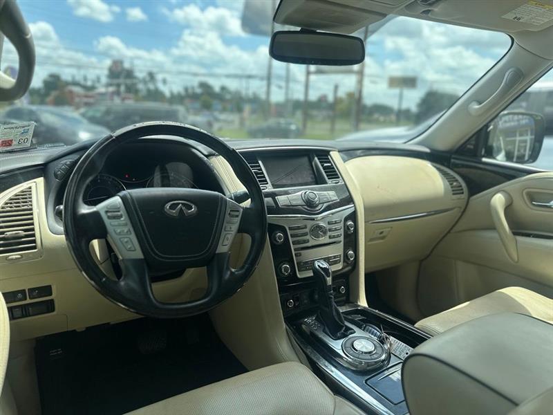 Infiniti QX80 LUXE 2019