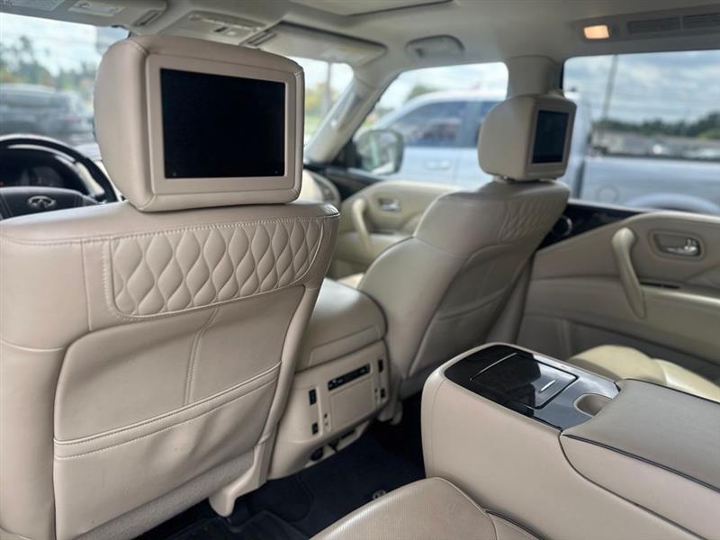 Infiniti QX80 LUXE 2019