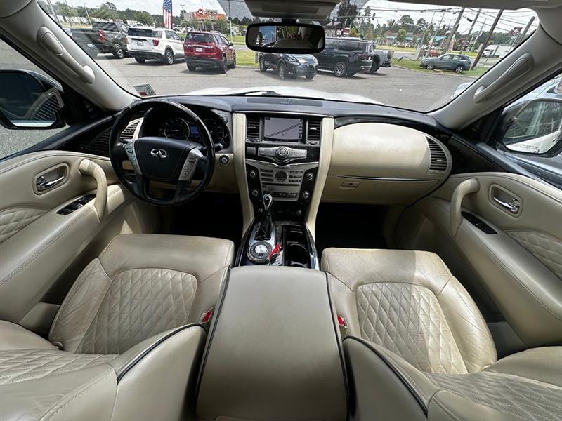 Infiniti QX80 LUXE 2019