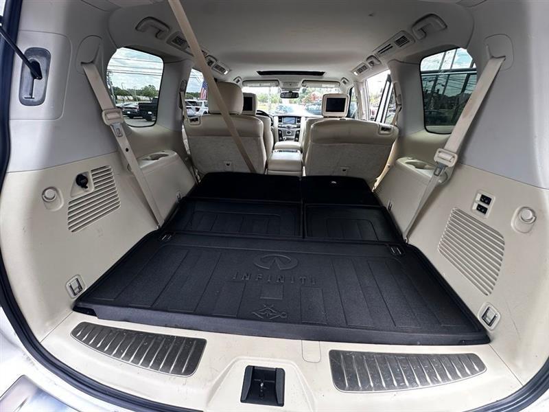 Infiniti QX80 LUXE 2019