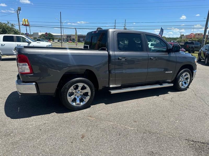 RAM 1500 Big Horn Crew Cab SWB 4WD 2022