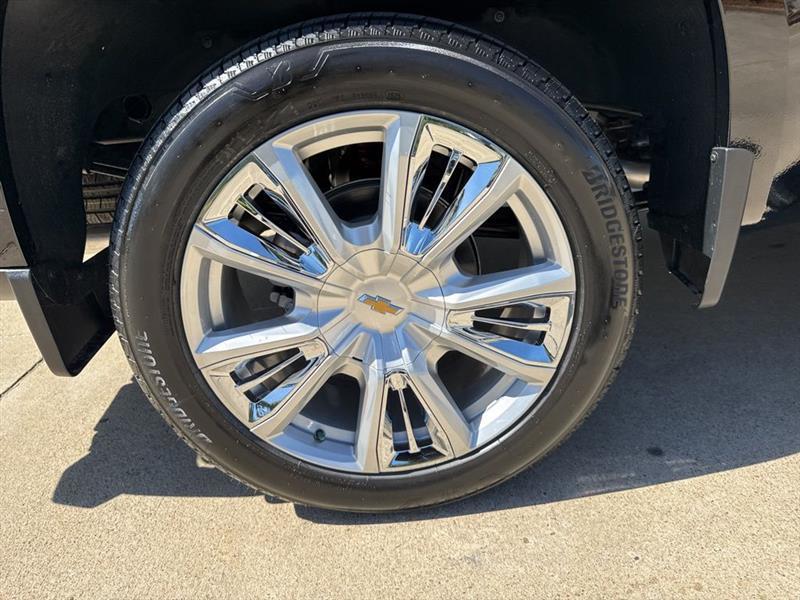 Chevrolet Silverado 1500 High Country Crew Cab 4WD 2025