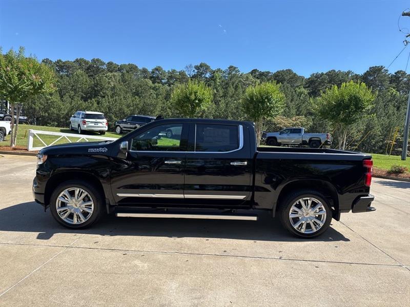 Chevrolet Silverado 1500 High Country Crew Cab 4WD 2025
