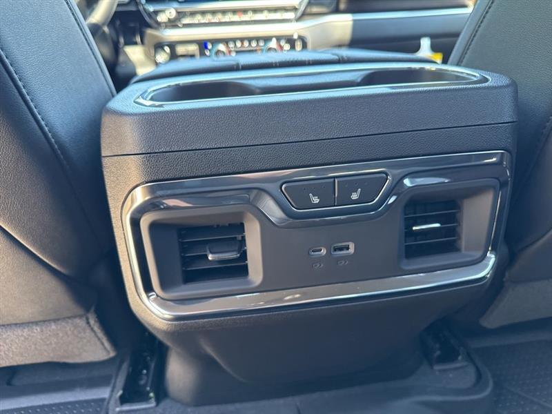 Chevrolet Silverado 1500 High Country Crew Cab 4WD 2025