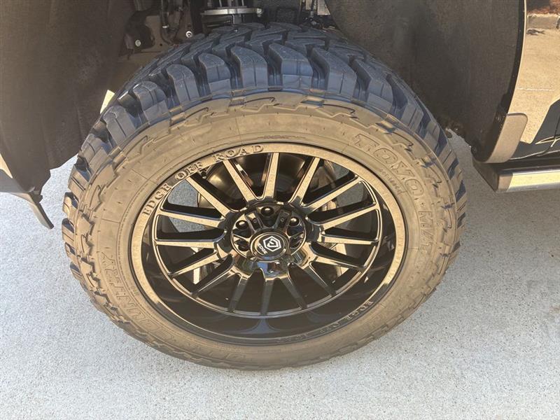 Chevrolet Silverado 1500 High Country Crew Cab 4WD 2025