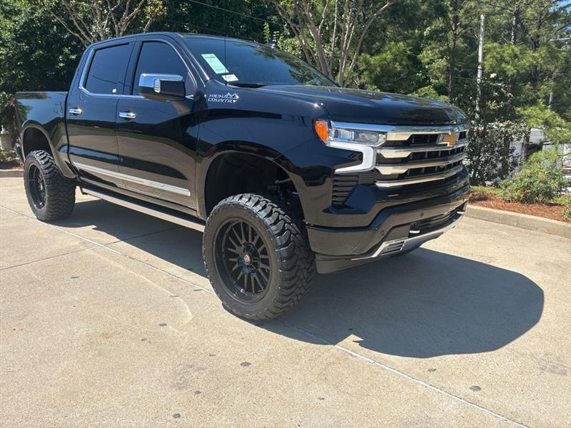 Chevrolet Silverado 1500 High Country Crew Cab 4WD 2025