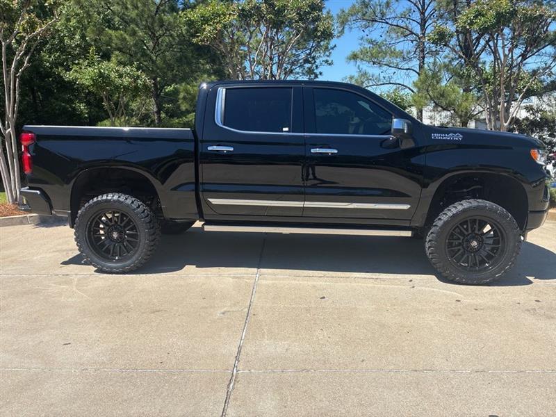 Chevrolet Silverado 1500 High Country Crew Cab 4WD 2025