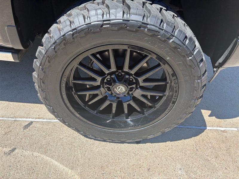 Chevrolet Silverado 1500 High Country Crew Cab 4WD 2025