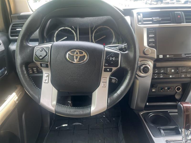 Toyota 4Runner Limited 2WD 2023