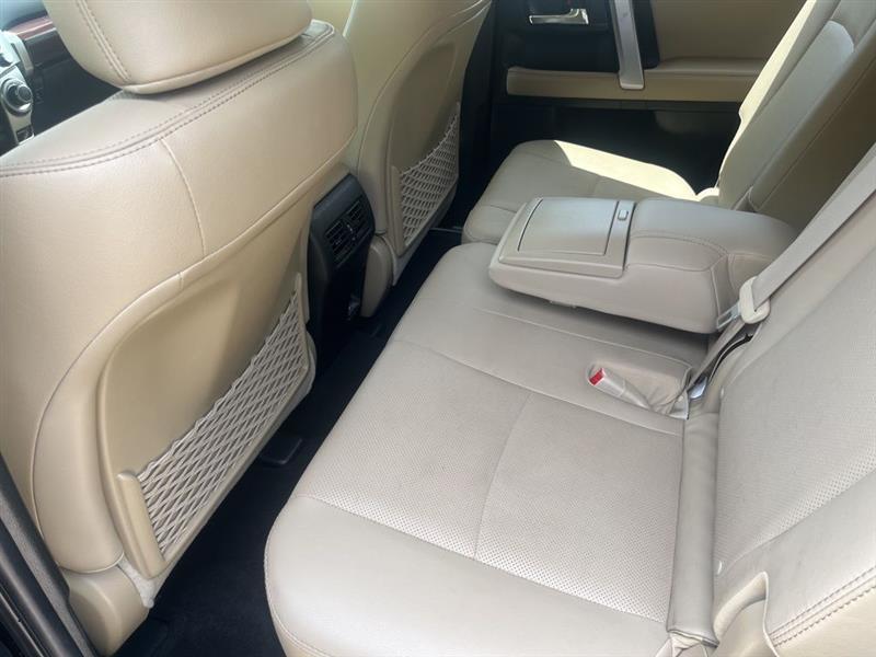 Toyota 4Runner Limited 2WD 2023