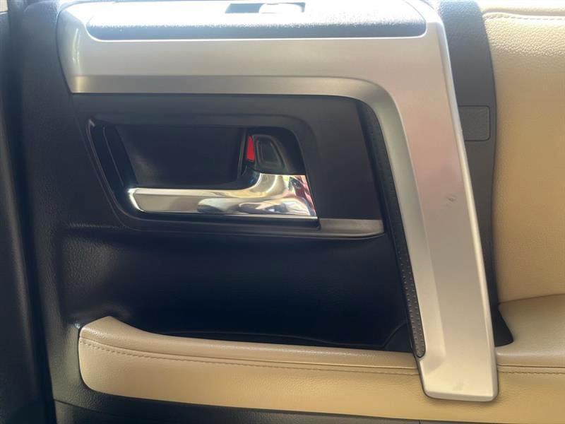 Toyota 4Runner Limited 2WD 2023