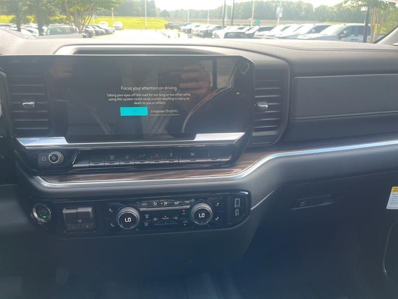 Chevrolet Silverado 2500HD LT Crew Cab Long Box 4WD 2025