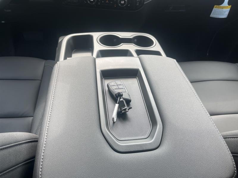 Chevrolet Silverado 2500HD LT Crew Cab Long Box 4WD 2025