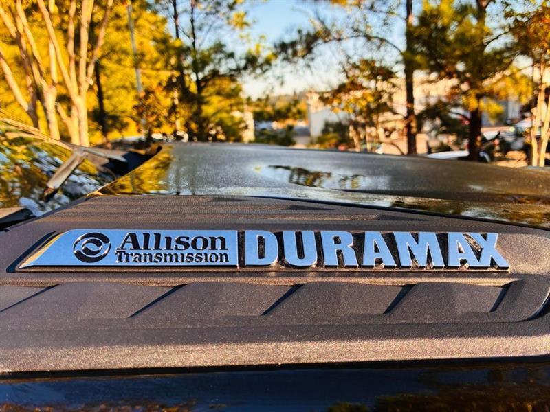 Chevrolet Silverado 2500HD LT Crew Cab Long Box 4WD 2025