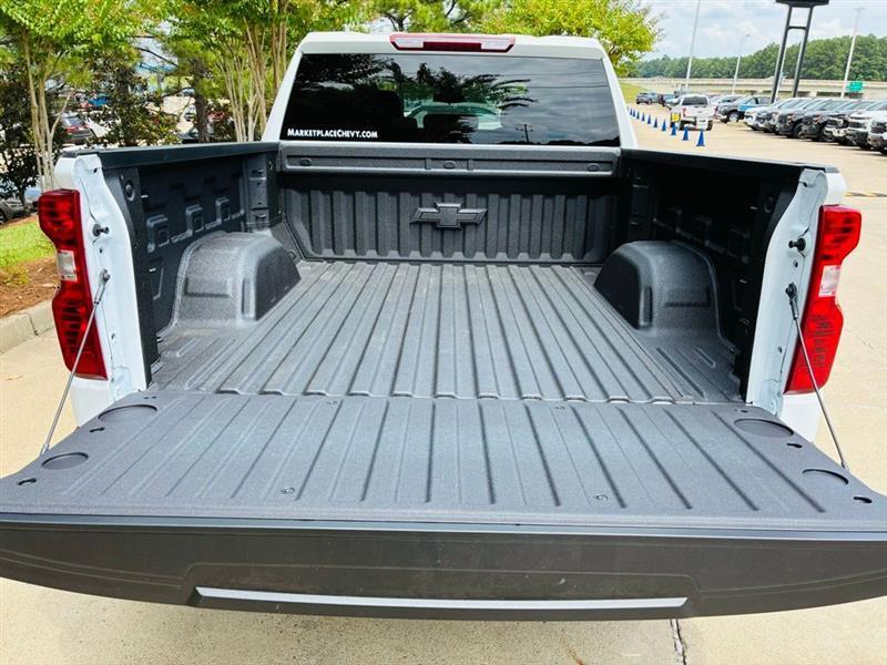 Chevrolet Silverado 1500 LT Crew Cab 4WD 2025