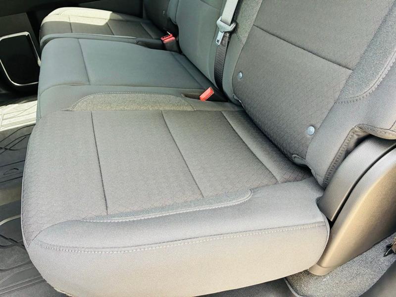 Chevrolet Silverado 1500 LT Crew Cab 4WD 2025