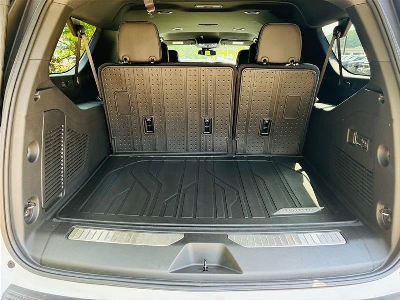 Chevrolet Suburban Premier 2025