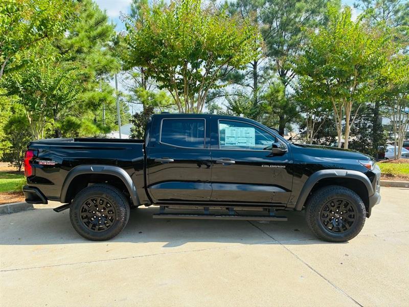 Chevrolet Colorado Trail Boss Crew Cab 4WD 2026