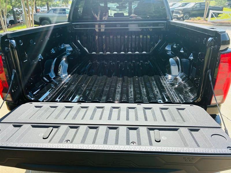 Chevrolet Colorado Trail Boss Crew Cab 4WD 2026