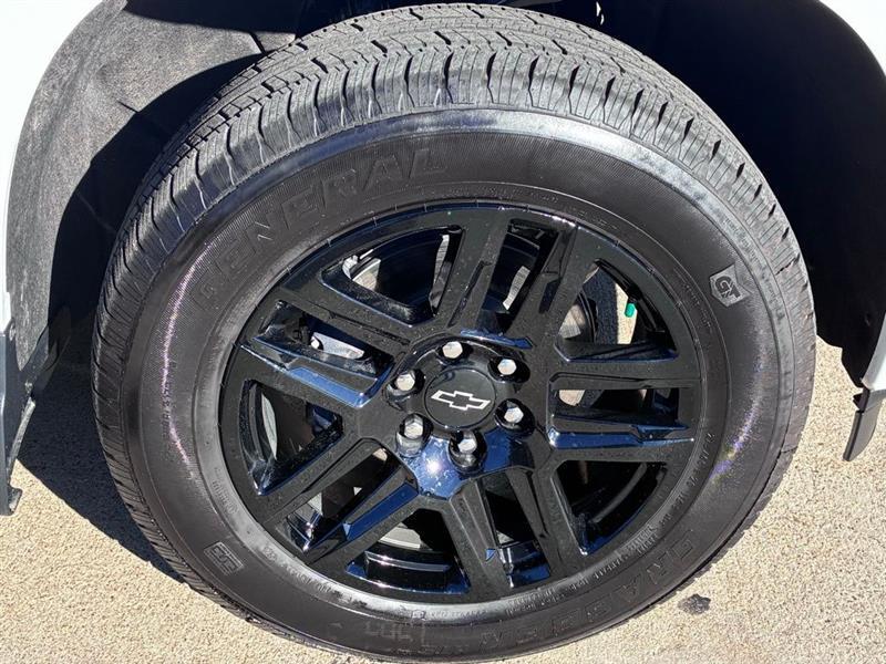 Chevrolet Silverado 1500 Custom Crew Cab 4WD 2026