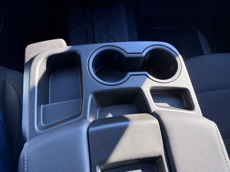 Chevrolet Silverado 1500 Custom Crew Cab 4WD 2026