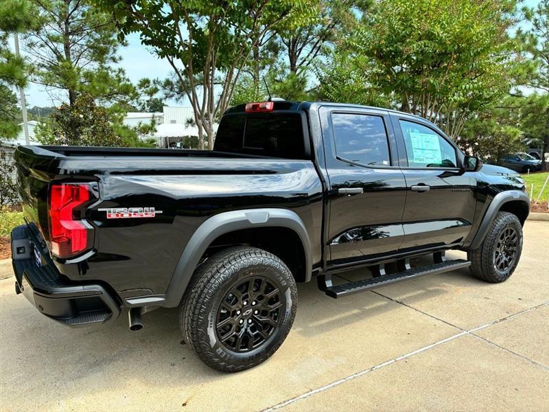 Chevrolet Colorado Trail Boss Crew Cab 4WD 2026