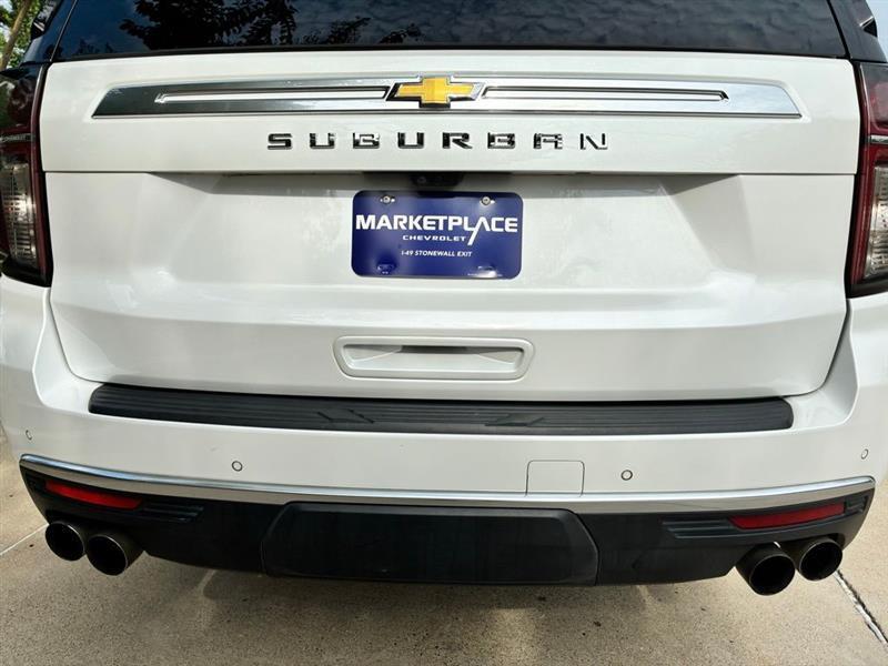Chevrolet Suburban High Country 4WD 2023