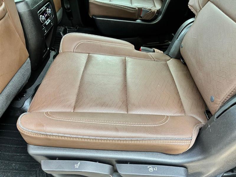 Chevrolet Suburban High Country 4WD 2023