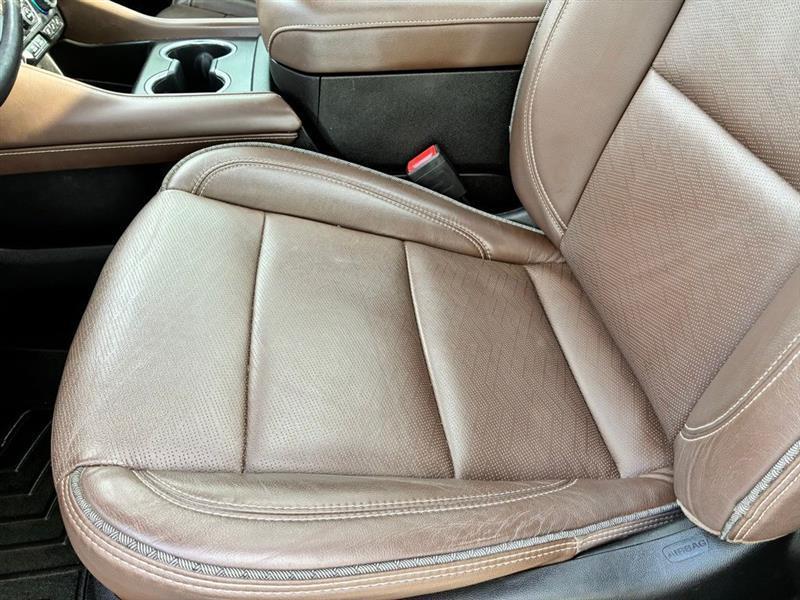 Chevrolet Suburban High Country 4WD 2023