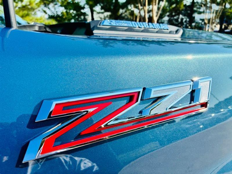 Chevrolet Silverado 2500HD LT Crew Cab Long Box 4WD 2026