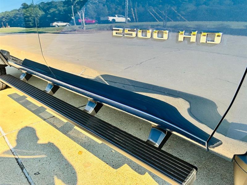 Chevrolet Silverado 2500HD LT Crew Cab Long Box 4WD 2026