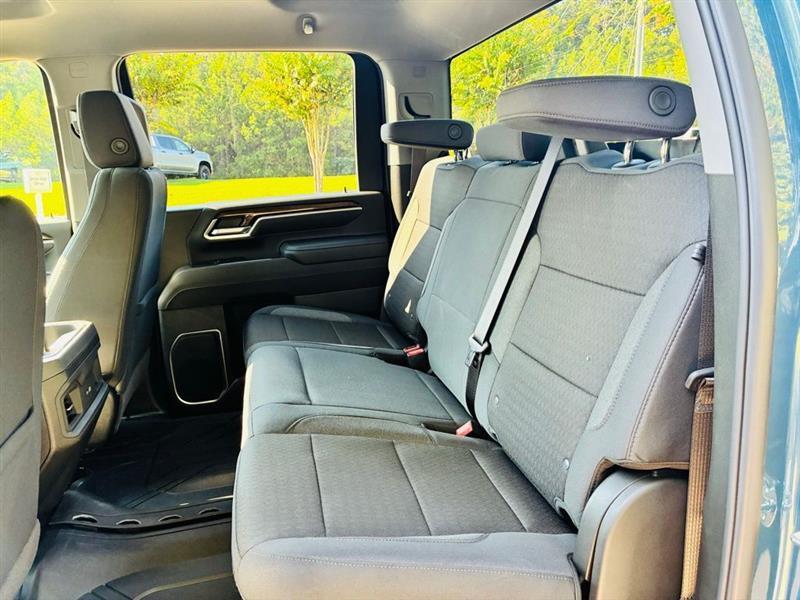 Chevrolet Silverado 2500HD LT Crew Cab Long Box 4WD 2026