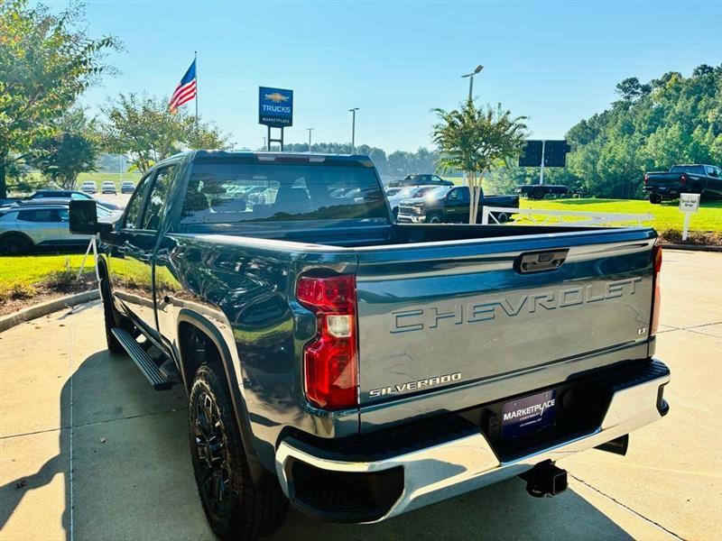 Chevrolet Silverado 2500HD LT Crew Cab Long Box 4WD 2026