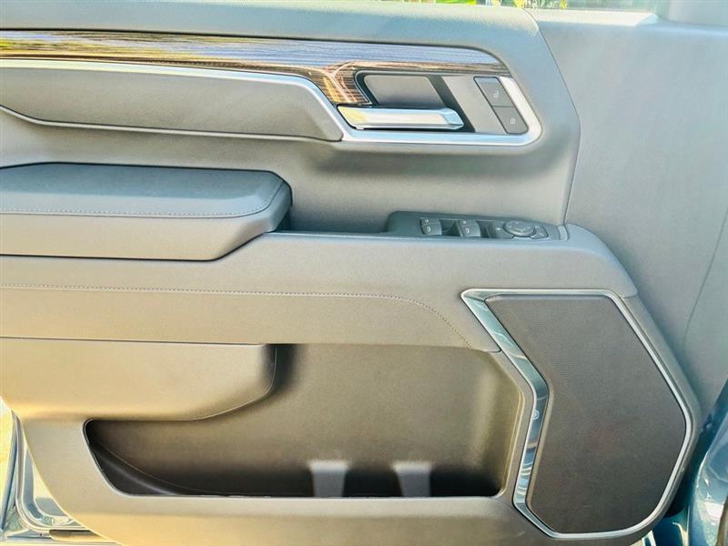 Chevrolet Silverado 2500HD LT Crew Cab Long Box 4WD 2026