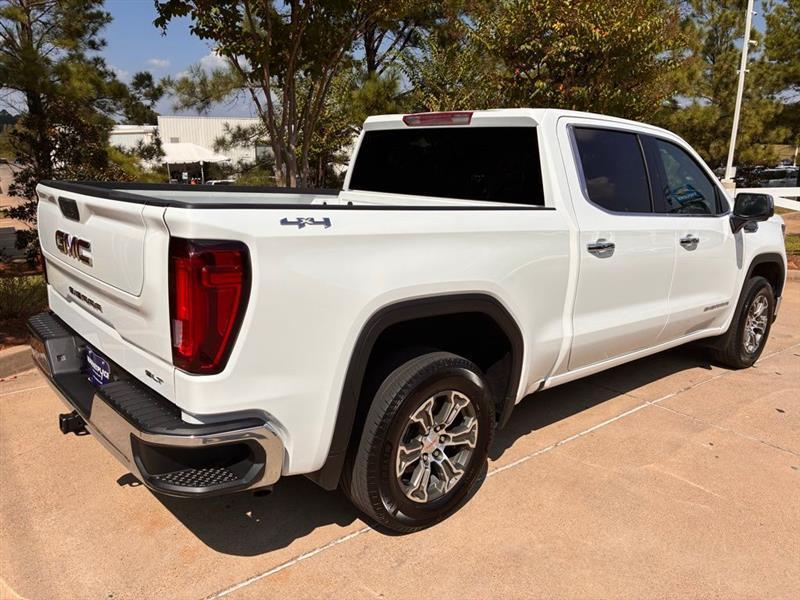 GMC Sierra 1500 SLT Crew Cab 4WD 2025