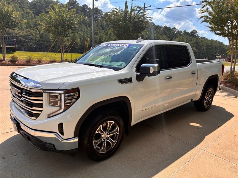 GMC Sierra 1500 SLT Crew Cab 4WD 2025