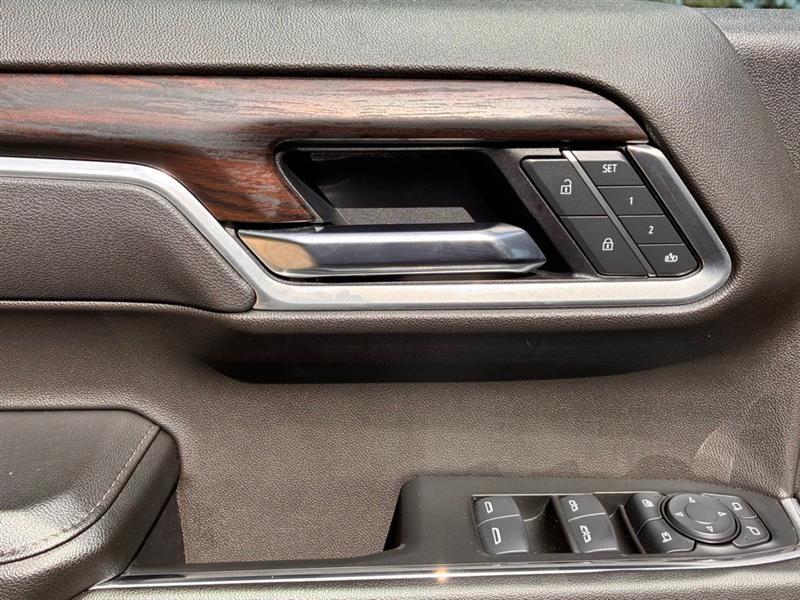 GMC Sierra 1500 SLT Crew Cab 4WD 2025