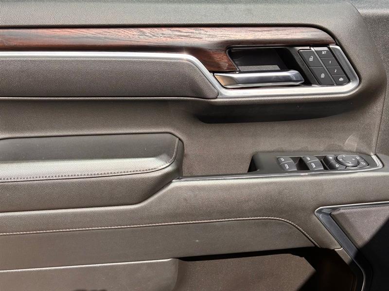 GMC Sierra 1500 SLT Crew Cab 4WD 2025