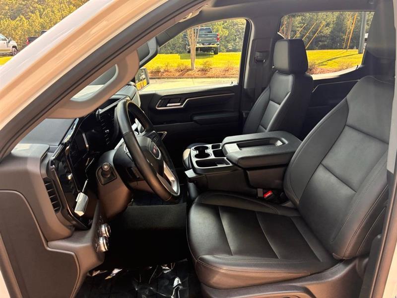 GMC Sierra 1500 SLT Crew Cab 4WD 2025