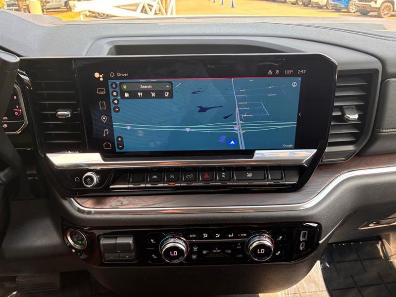 GMC Sierra 1500 SLT Crew Cab 4WD 2025