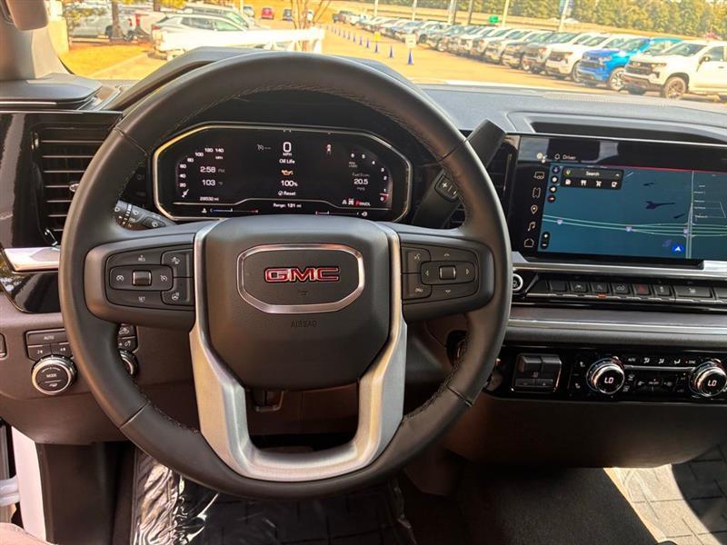 GMC Sierra 1500 SLT Crew Cab 4WD 2025