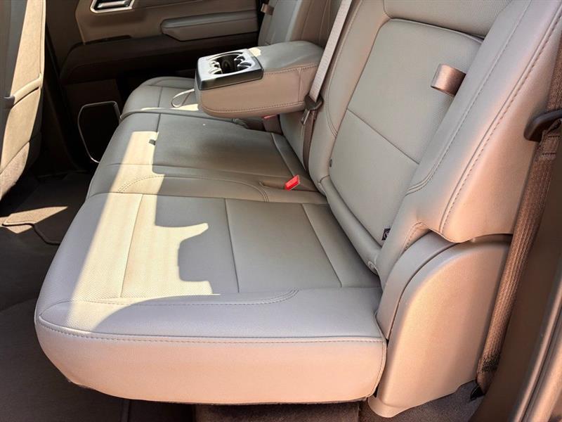 GMC Sierra 1500 SLT Crew Cab 4WD 2025