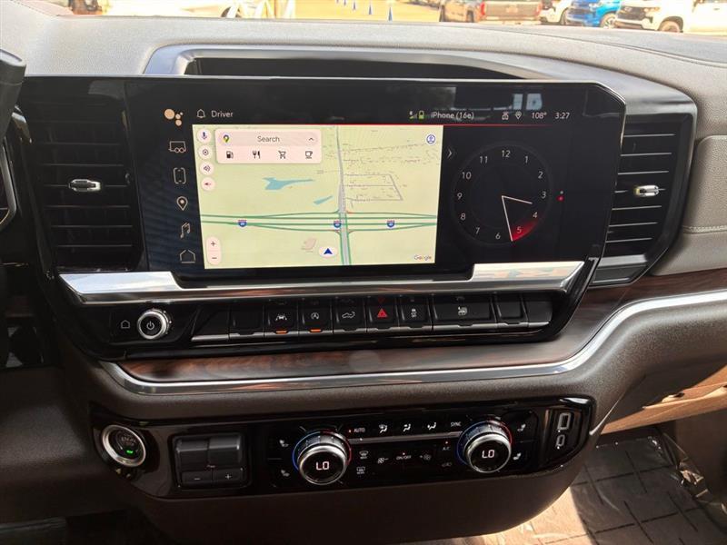 GMC Sierra 1500 SLT Crew Cab 4WD 2025