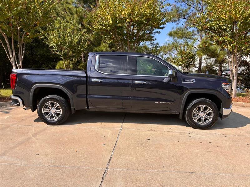 GMC Sierra 1500 SLT Crew Cab 4WD 2025