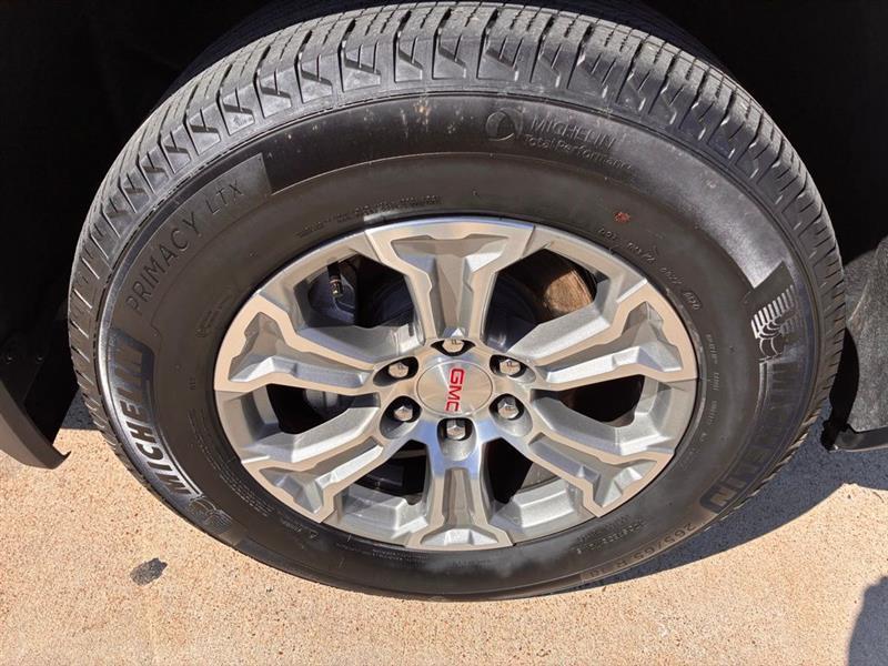 GMC Sierra 1500 SLT Crew Cab 4WD 2024