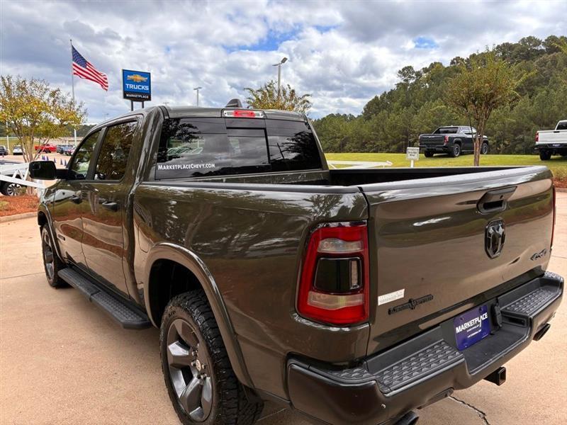 RAM 1500 Big Horn Crew Cab SWB 4WD 2021